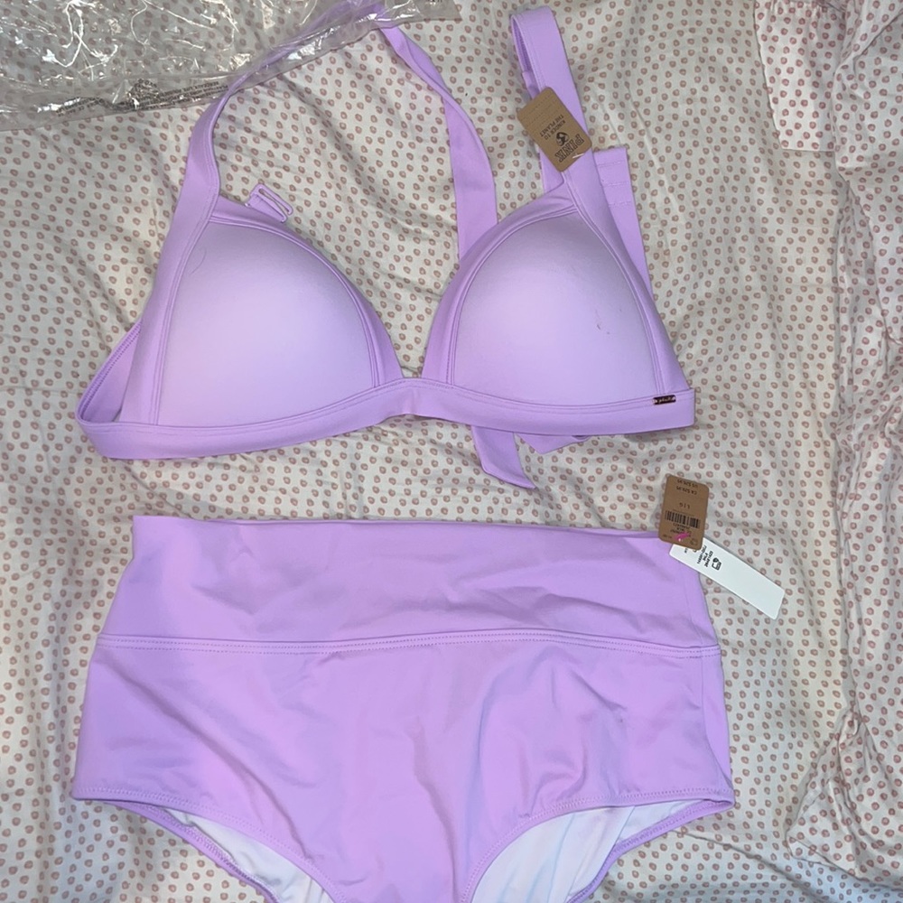 VICTORIA SECRET PINK triangle bikini! Lilac size Lg. NEVER WORN with tags